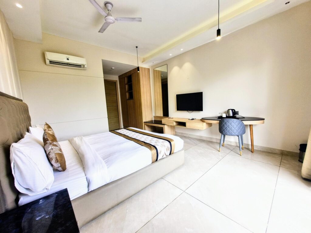 Hotel Near Medanta Gurgaon