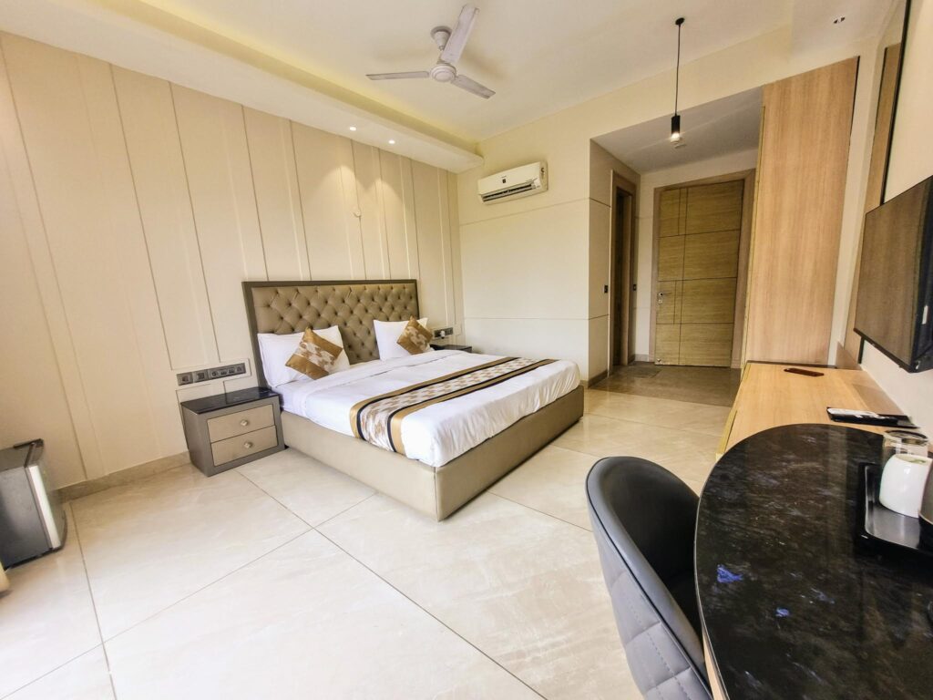 Hotel Near Medanta Gurgaon