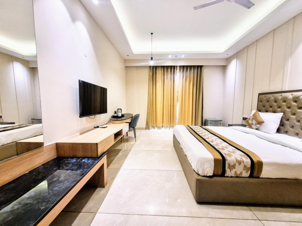 Hotel Near Medanta Gurgaon