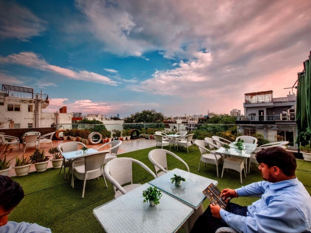 Hotel Near Medanta Gurgaon